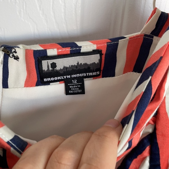 Striped summer dress, size 12, with pockets - Picture 3 of 3